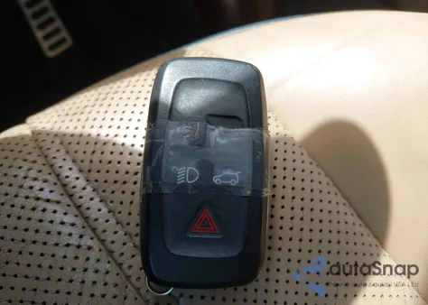 2011 Land Rover Range Rover Supercharged из США, поврежденный, VIN SALMF1E41BA349210